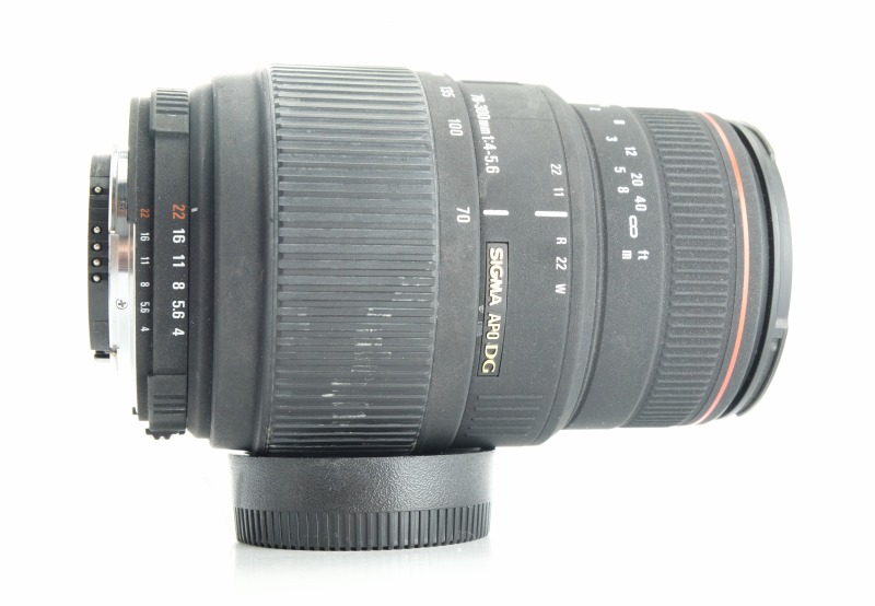 SIGMA 70-300 mm f/4-5,6 APO DG pro Nikon
