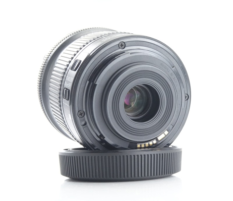 Canon EF-S 10-18mm 4.5-5.6 IS STM TOP