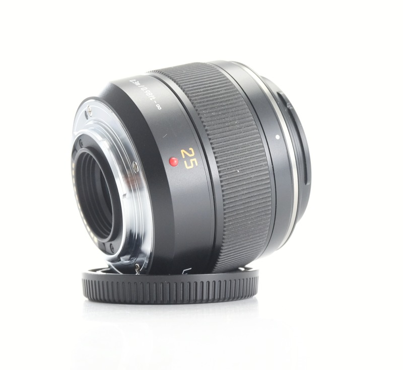 PANASONIC 25 mm F1.4 ASPH Leica DG Summilux