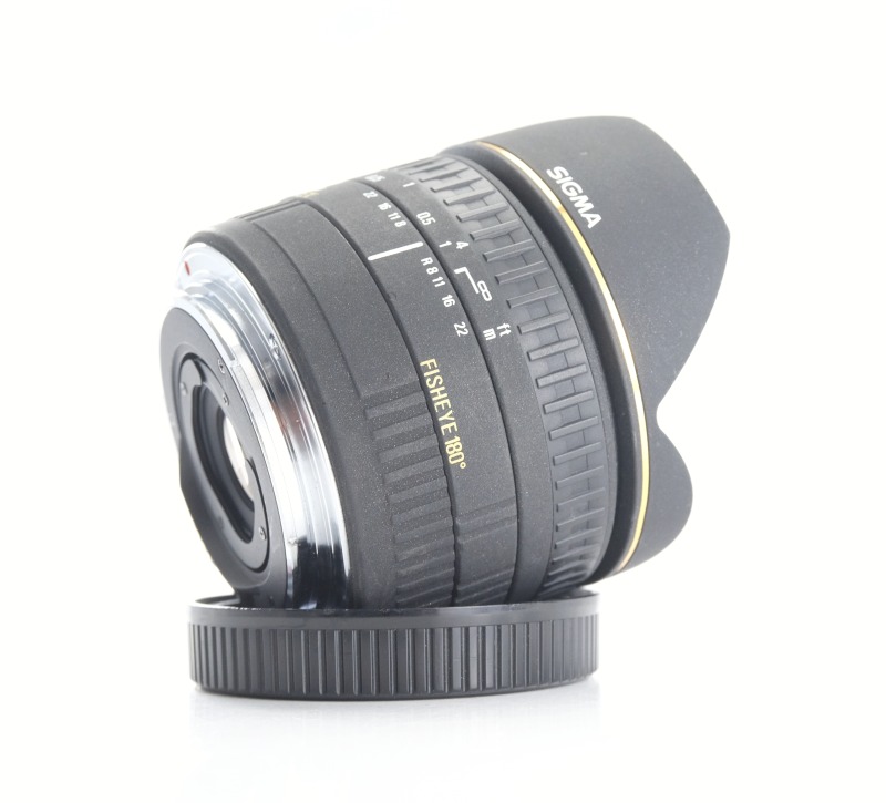 SIGMA 15 mm f/2,8 EX DG Fisheye pro Canon EF