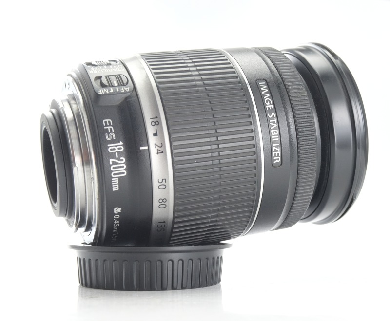CANON EF-S 18-200 mm f/3,5-5,6 IS