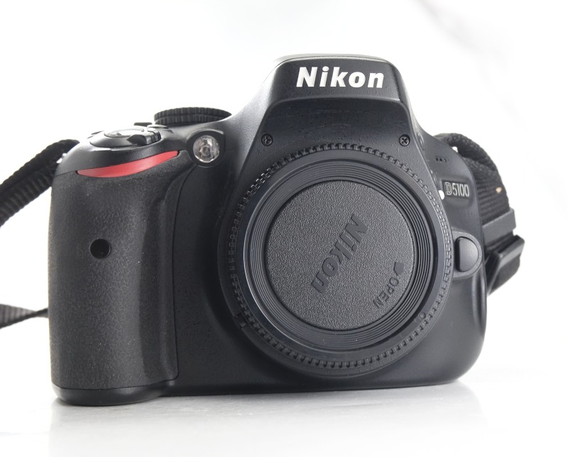 Nikon D5100 TOP