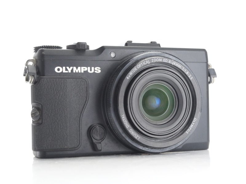 OLYMPUS Stylus XZ-2