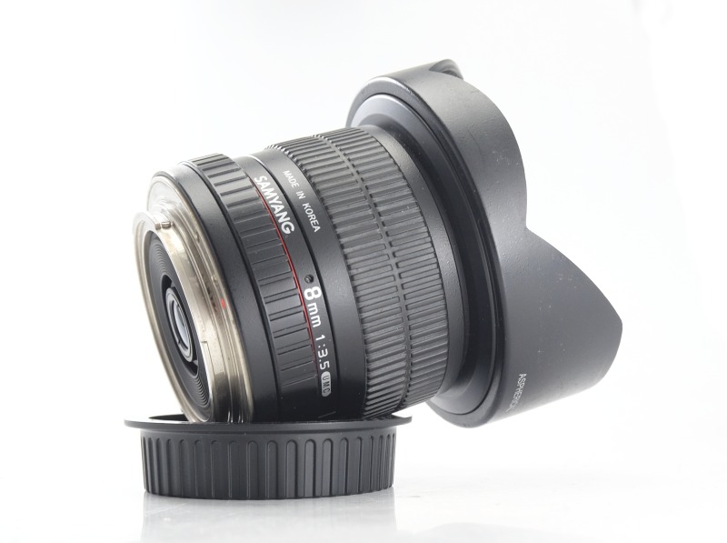 Samyang 8mm f/3.5 UMC Fisheye CS II pro Canon