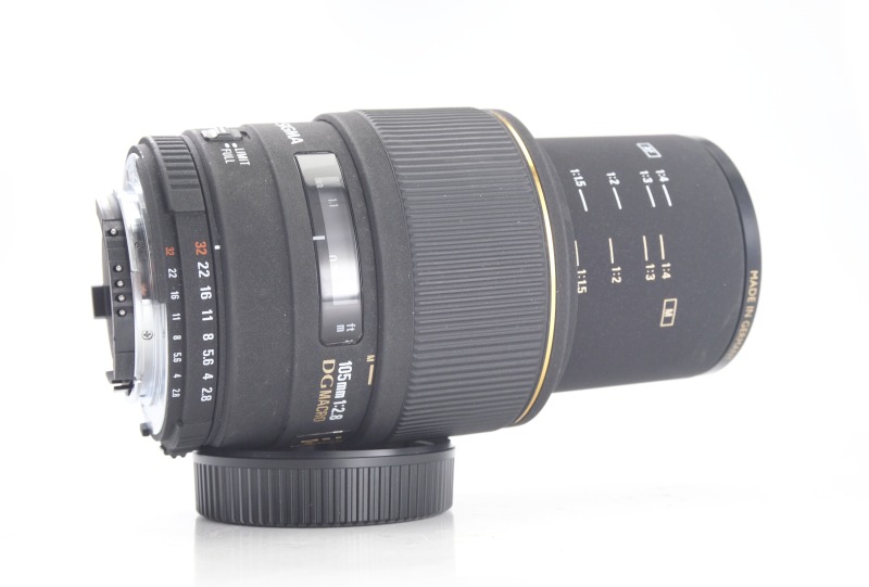 Sigma 105mm F 2,8 EX DG MACRO pro Nikon