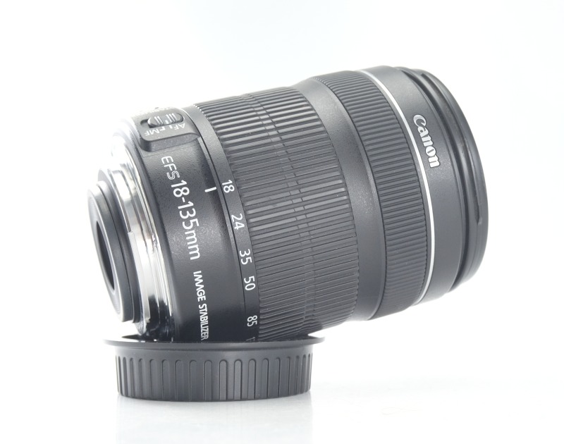 CANON EF-S 18-135 mm f/3,5-5,6 IS STM