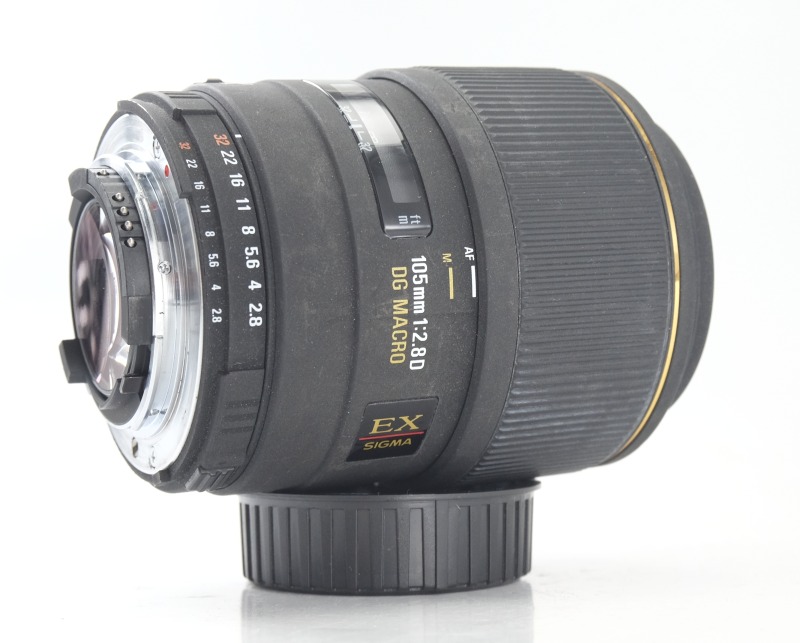 Sigma 105mm F 2,8 EX D MACRO pro Nikon