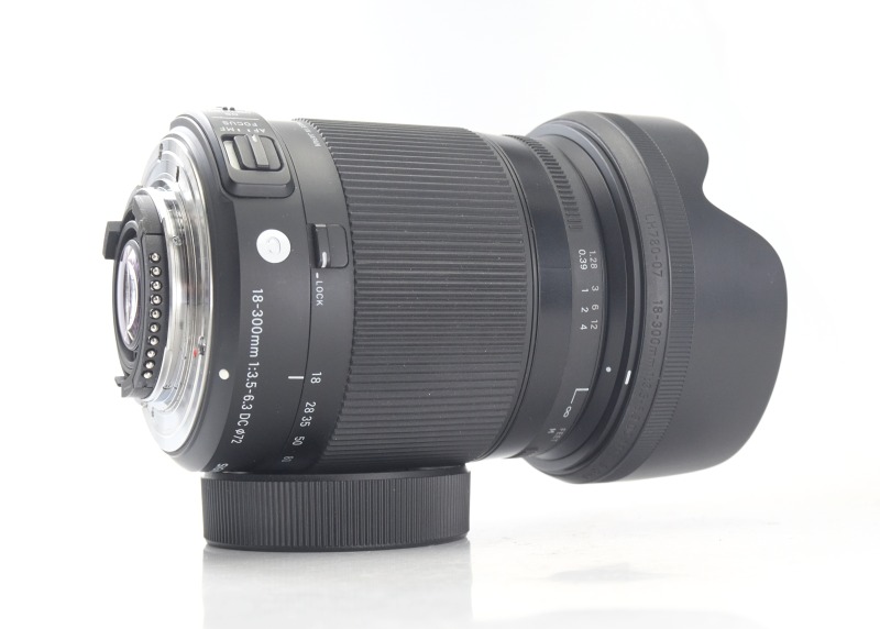 SIGMA 18-300 mm f/3,5-6,3 DC OS HSM Contemporary pro Nikon