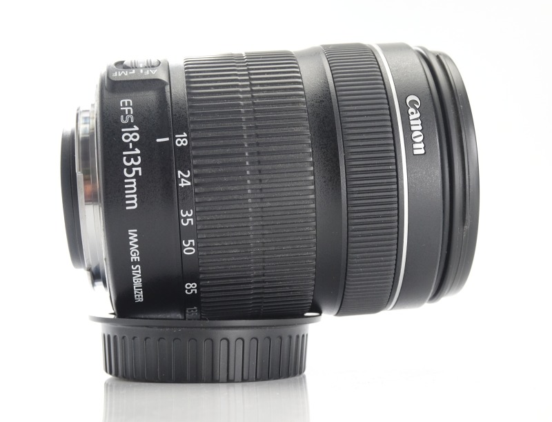 Canon EF-S 18-135mm f/3.5-5.6 IS STM