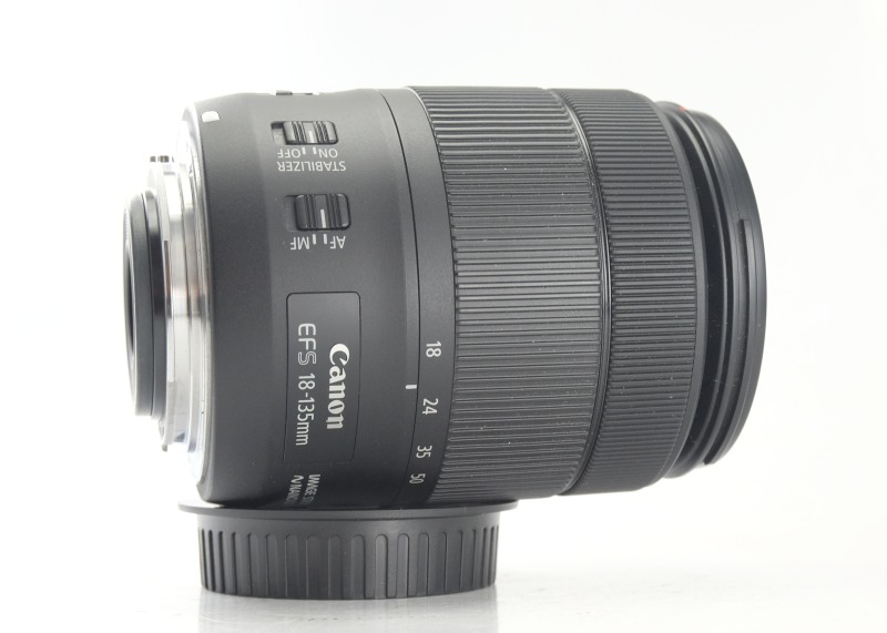 Canon EF-S 18-135 mm f/3,5-5,6 IS NANO USM