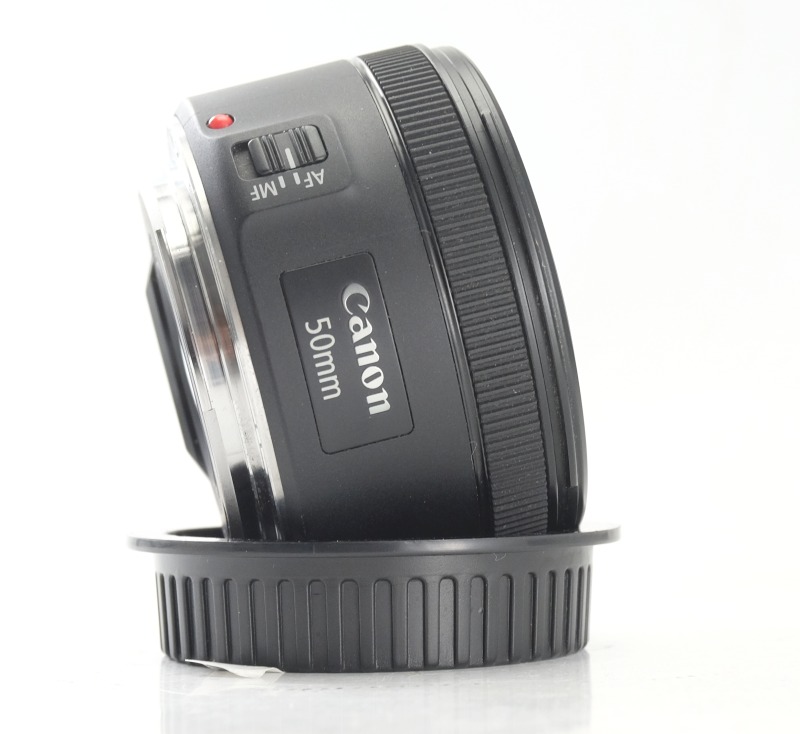 CANON EF 50 mm f/1,8 STM