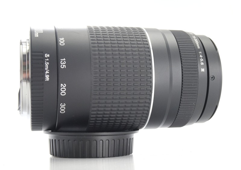 CANON EF 75-300/4-5.6 DC III TOP