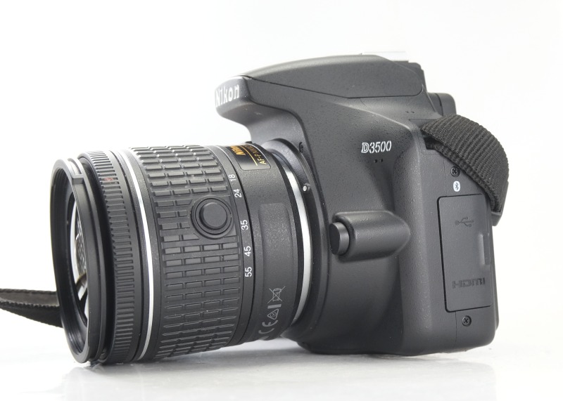 NIKON D3500 + 18-55 mm VR TOP