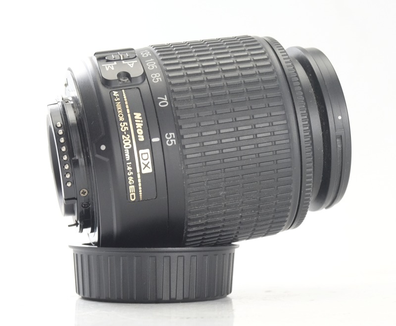 NIKON 55-200 mm f/4-5,6 G AF-S DX ED