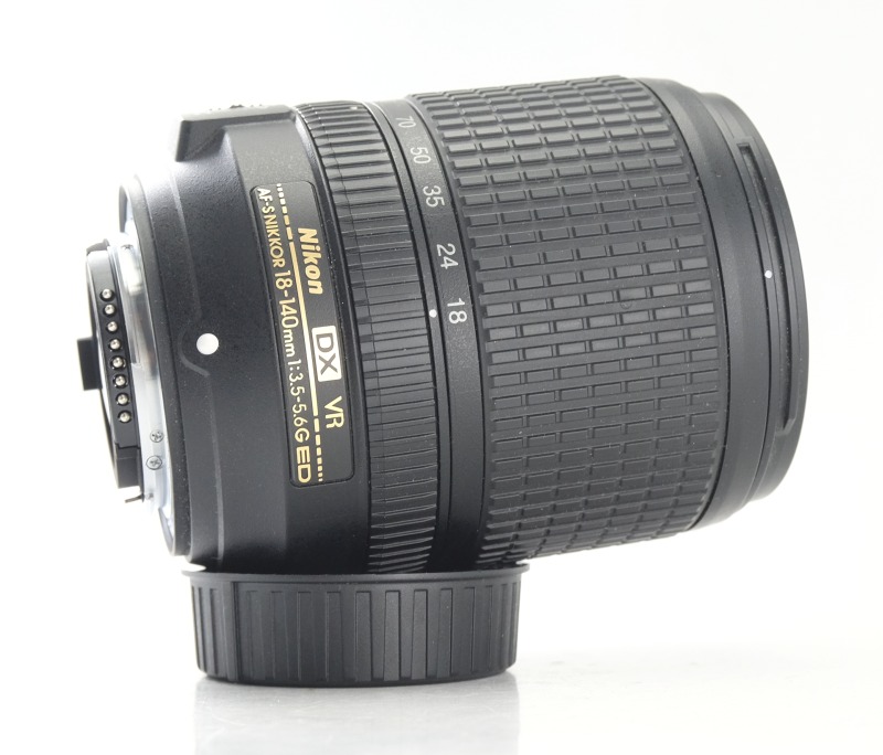 NIKON 18-140 mm f/3,5 5,6G ED VR TOP