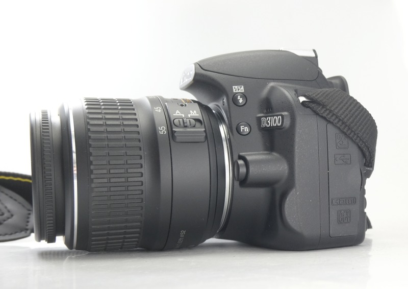Nikon D3100 + 18-55mm TOP