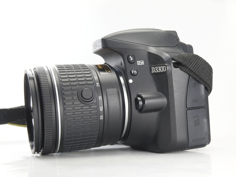 NIKON D3300  + 18-55mm VR