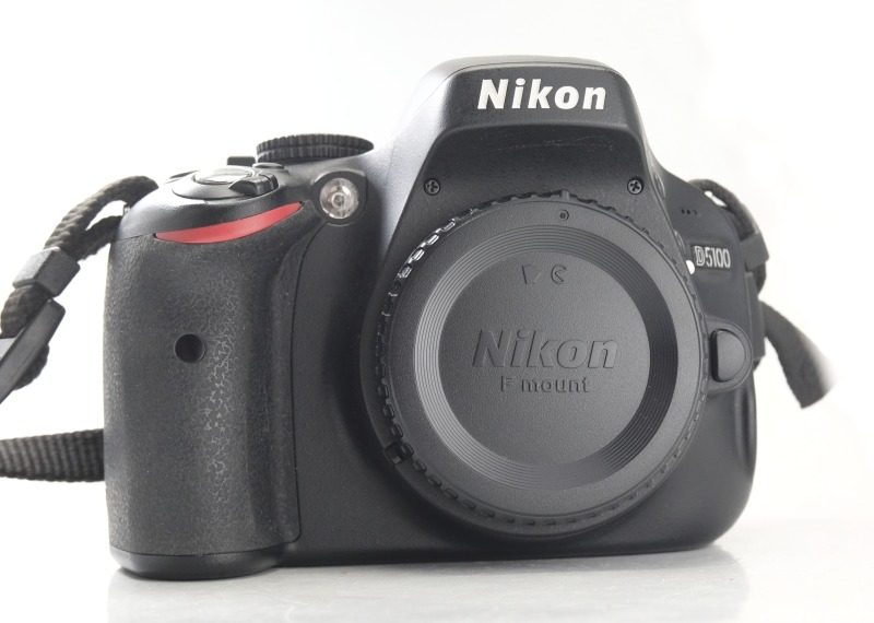 NIKON D5100 TOP