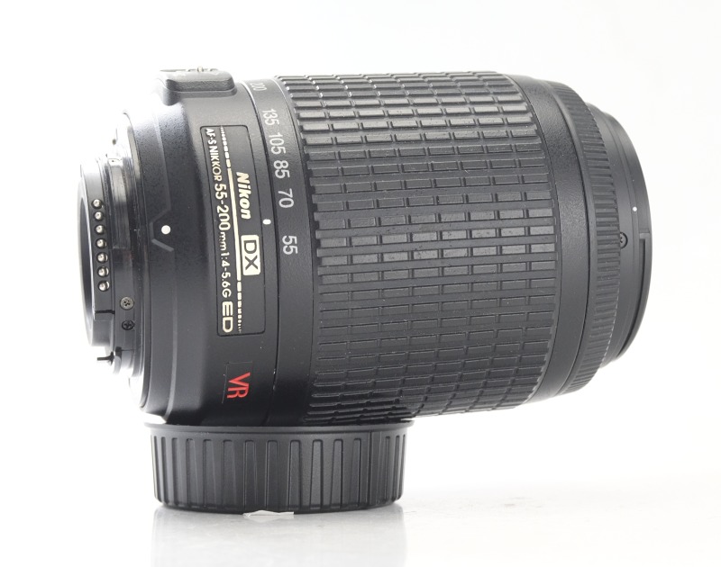 NIKON 55-200 mm f/4-5,6 G AF-S DX ED VR