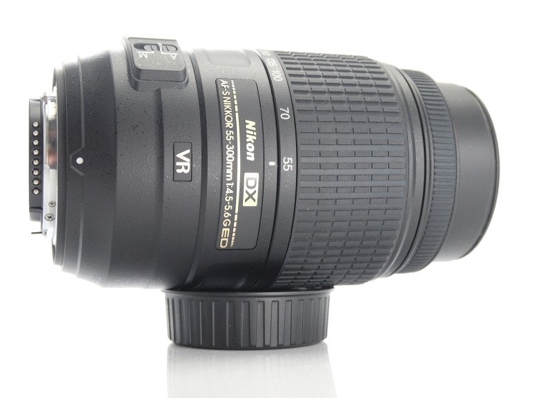 NIKON 55-300/4,5-5,6G ED VR AF-S DX TOP