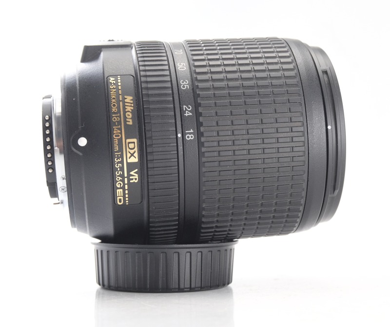 NIKON 18-140 mm f/3,5 5,6G ED VR TOP