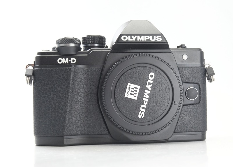 OLYMPUS E-M10 Mark II TOP
