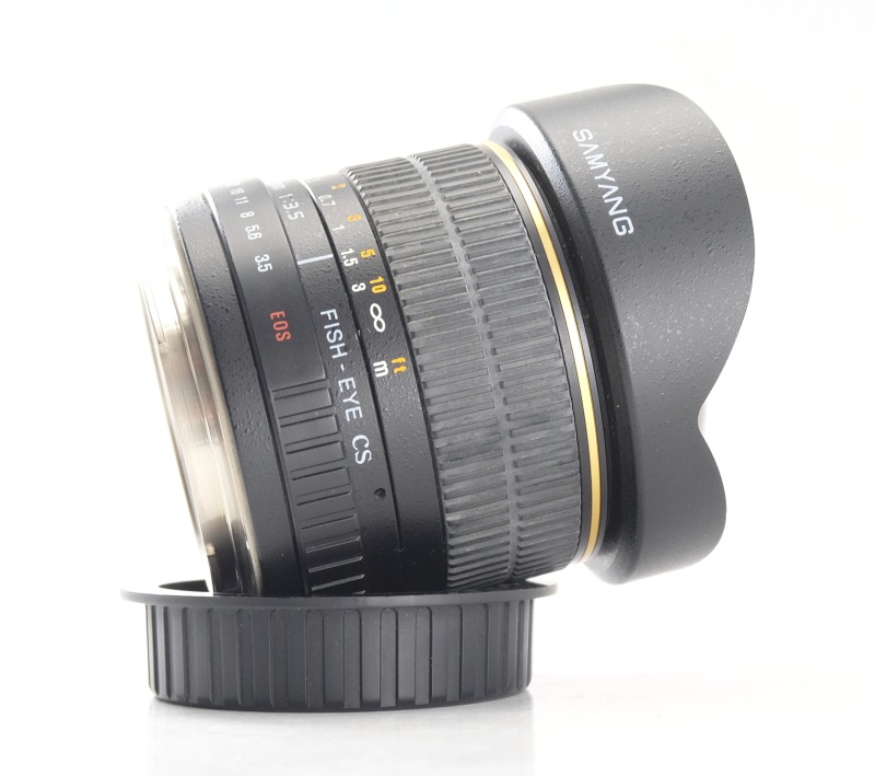 Samyang 8mm f/3.5 UMC Fisheye CS pro Canon