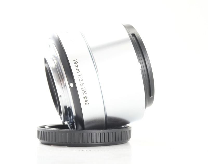 SIGMA 19 mm f/2,8 DN Art pro MFT